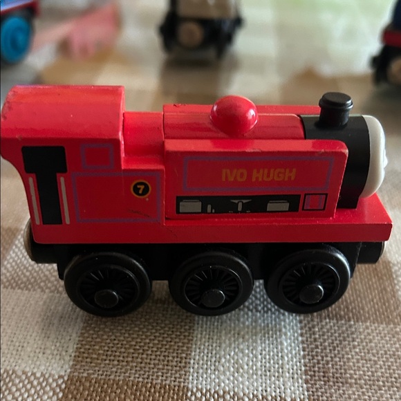 Thomas & Friends Colorful Train Engine Collection - Picture 7 of 13